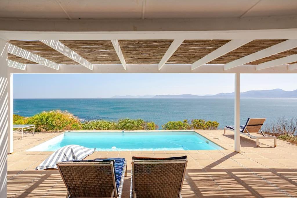 La Petite Baleine Oceanfront Luxury Villa De Kelders Dış mekan fotoğraf