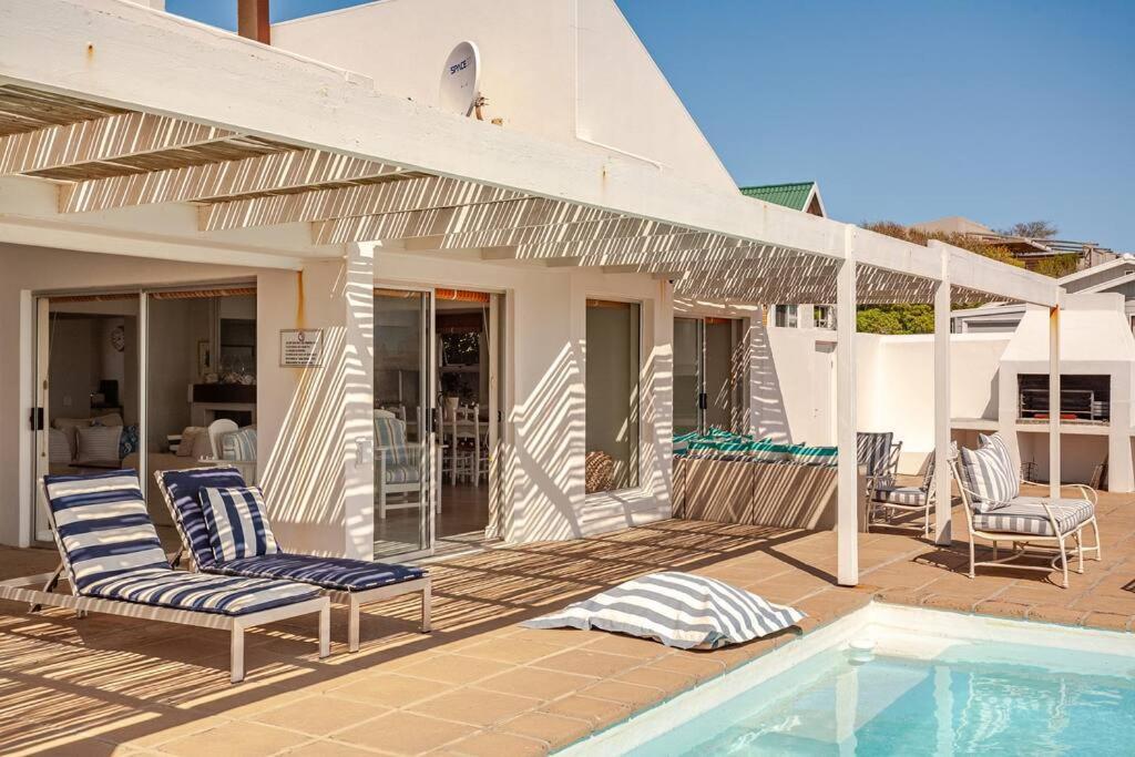 La Petite Baleine Oceanfront Luxury Villa De Kelders Dış mekan fotoğraf
