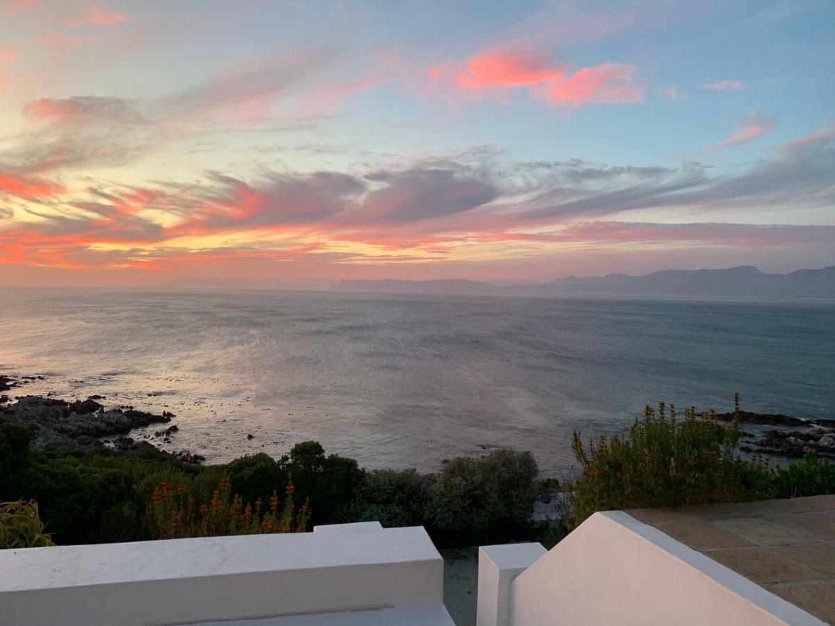 La Petite Baleine Oceanfront Luxury Villa De Kelders Dış mekan fotoğraf